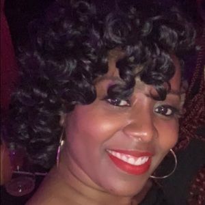 Meet your Posher, Ms. sharoma